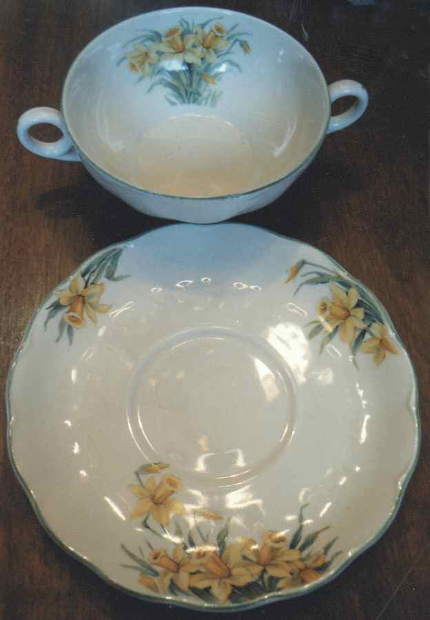 Vine (Floral) Flat Cream Soup Bowl & Saucer Set by Grindley-1