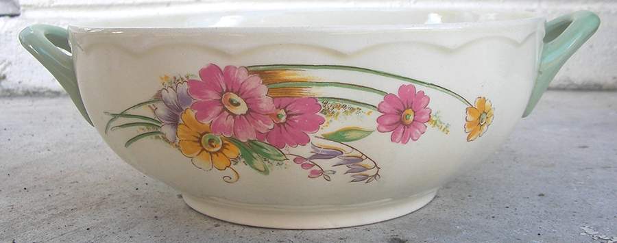Mayday Round Vegetable No Lid by Grindley-1