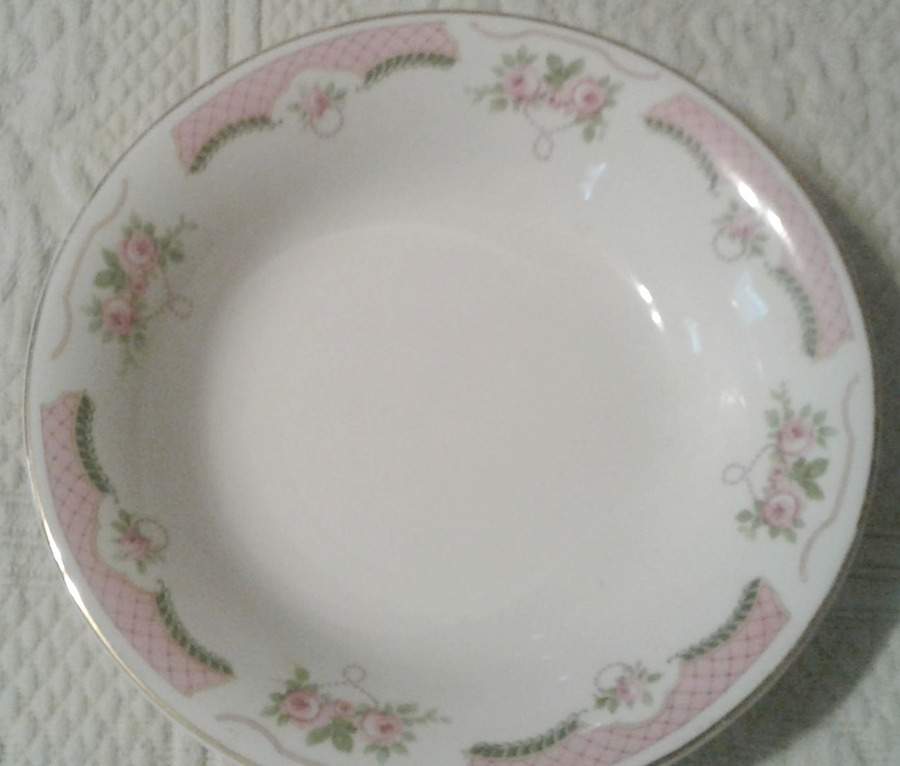 Coniston Pink Fruit/Dessert (Sauce) Bowl by Grindley-1