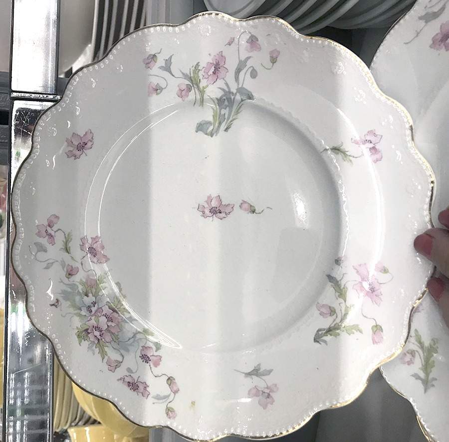 GRI492 Dinner Plate by Grindley-1