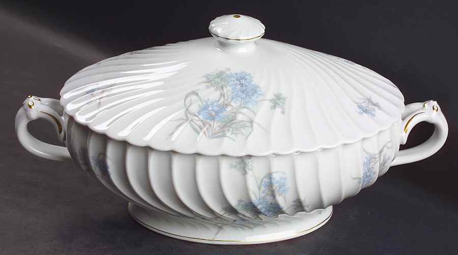 Bergere (Blue Flowers, Gold Verge) Oval Tureen & Lid by Haviland-1
