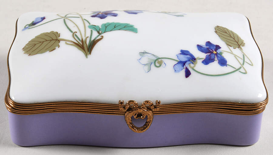 Imperatrice Eugenie 5" Rectangular Hinged Box by Haviland-1