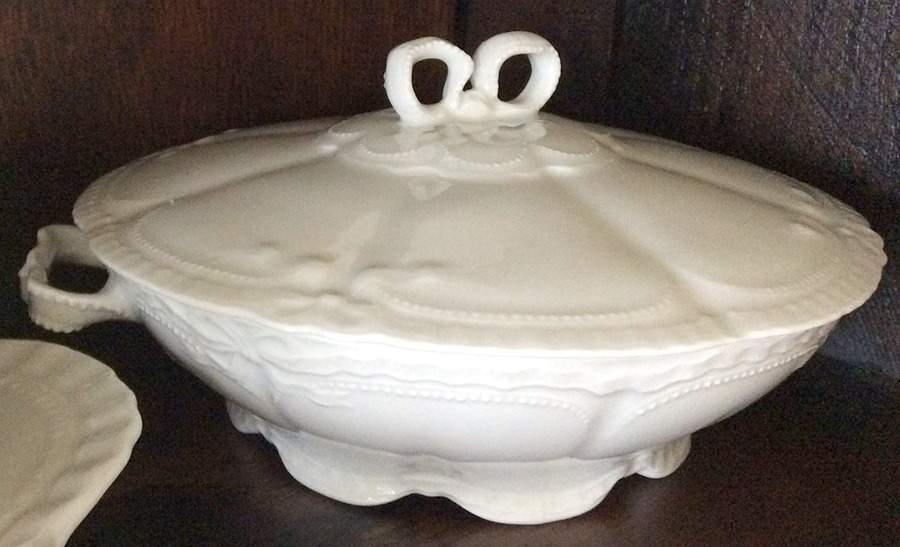 Lamballe Round Covered Vegetable by Haviland-1