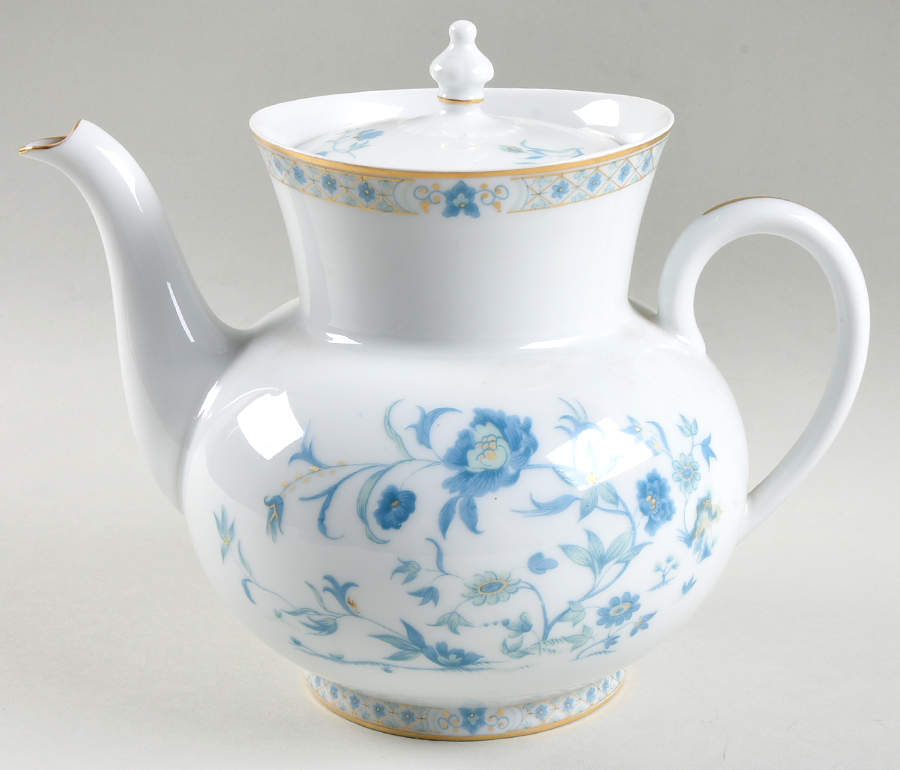 Nankin Teapot & Lid by Haviland-1