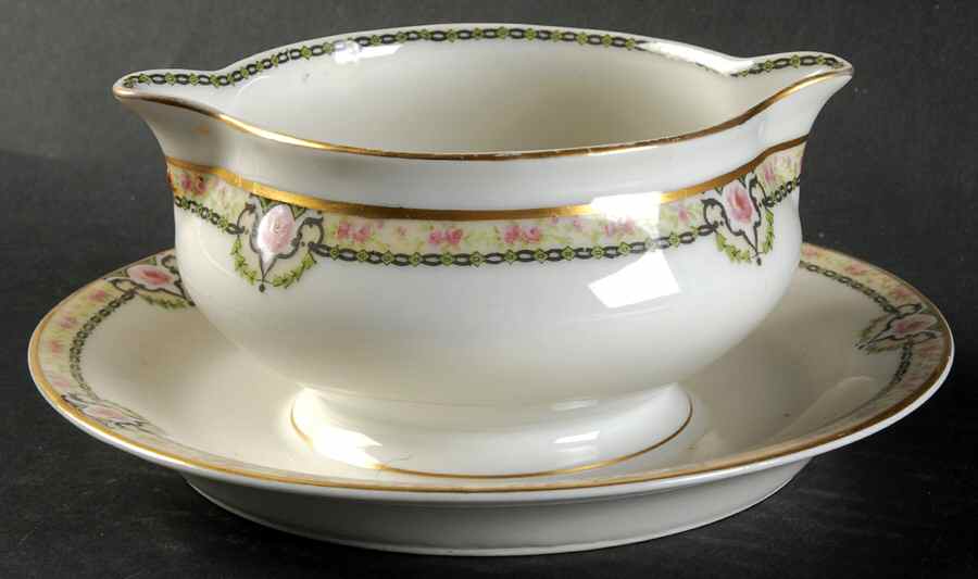 Schleiger 1257 Gravy Boat with Attached Underplate by Haviland-1