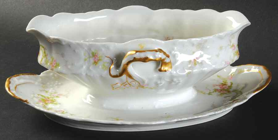 Schleiger 318B Gravy Boat with Attached Underplate by Haviland-1