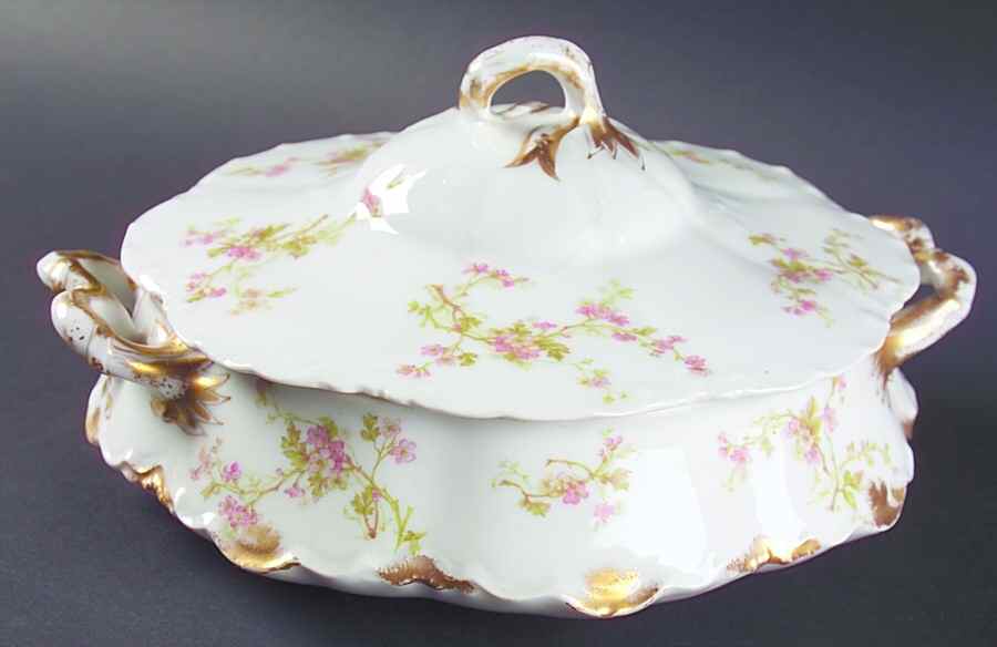 Schleiger 34 Round Covered Vegetable by Haviland-1