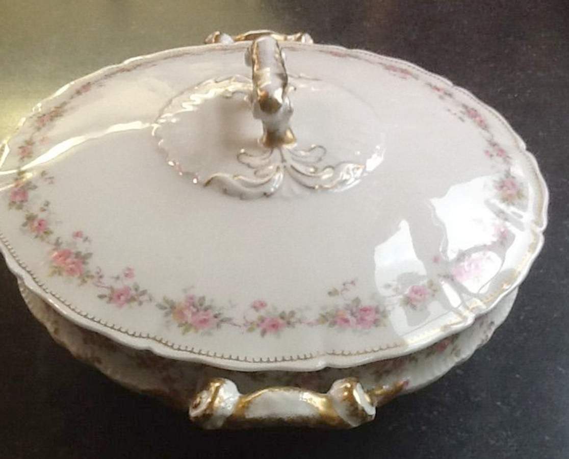 Schleiger 350f Round Covered Vegetable by Haviland-1
