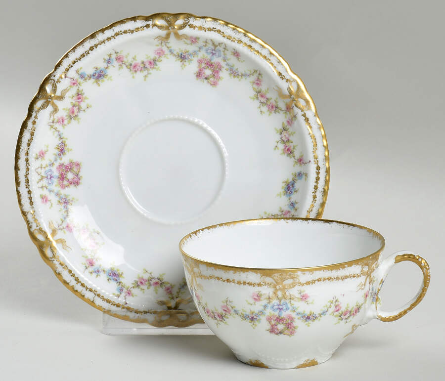 Schleiger 597a Flat Cup & Saucer Set by Haviland-1