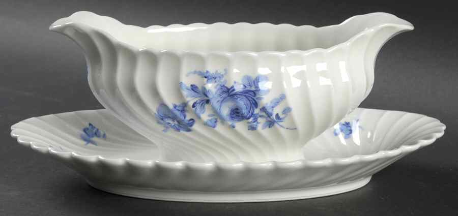 Strasbourg Gravy Boat with Attached Underplate by Haviland-1