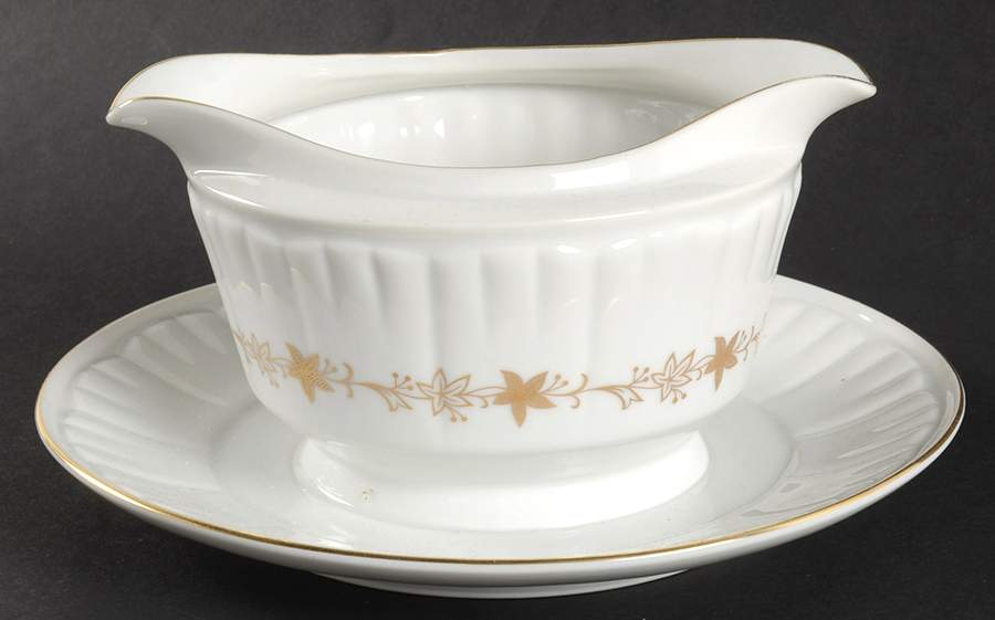 Bouffant Gravy Boat with Attached Underplate by Harmony House China-1
