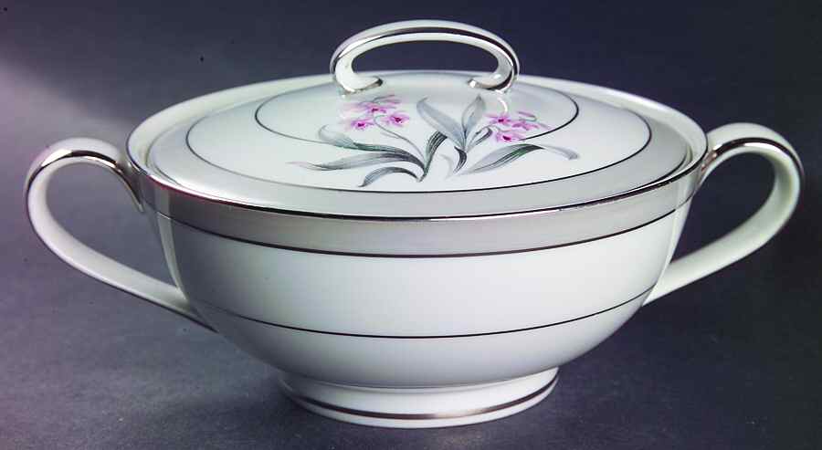 Everglade Sugar Bowl & Lid by Halsey-1