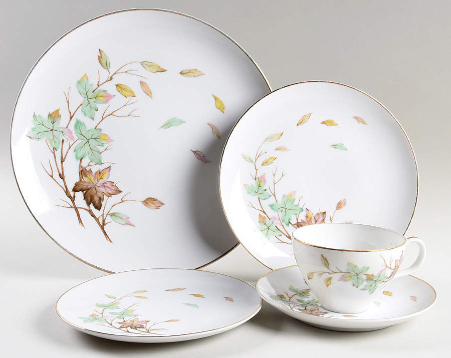 Swirling Leaves 5 Piece Place Setting by Halsey-1