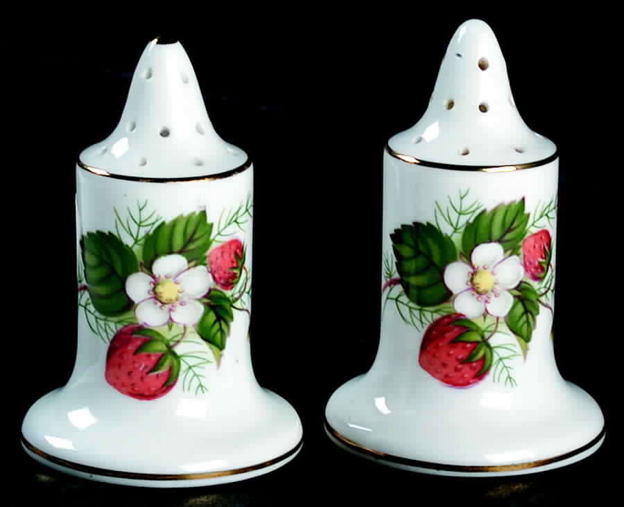 Strawberry Ripe (Small Scallops On Edge) Salt & Pepper Set by Hammersley-1