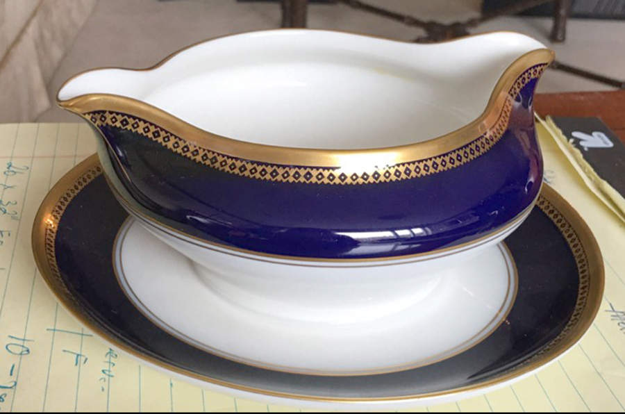 16453 Gravy Boat with Attached Underplate by Heinrich - H&C-1