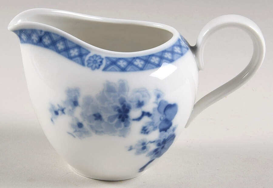 Blue Chinese Garden Creamer by Heinrich - H&C-1