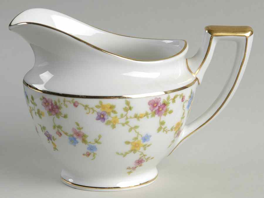 Coquette White Creamer by Heinrich - H&C-1