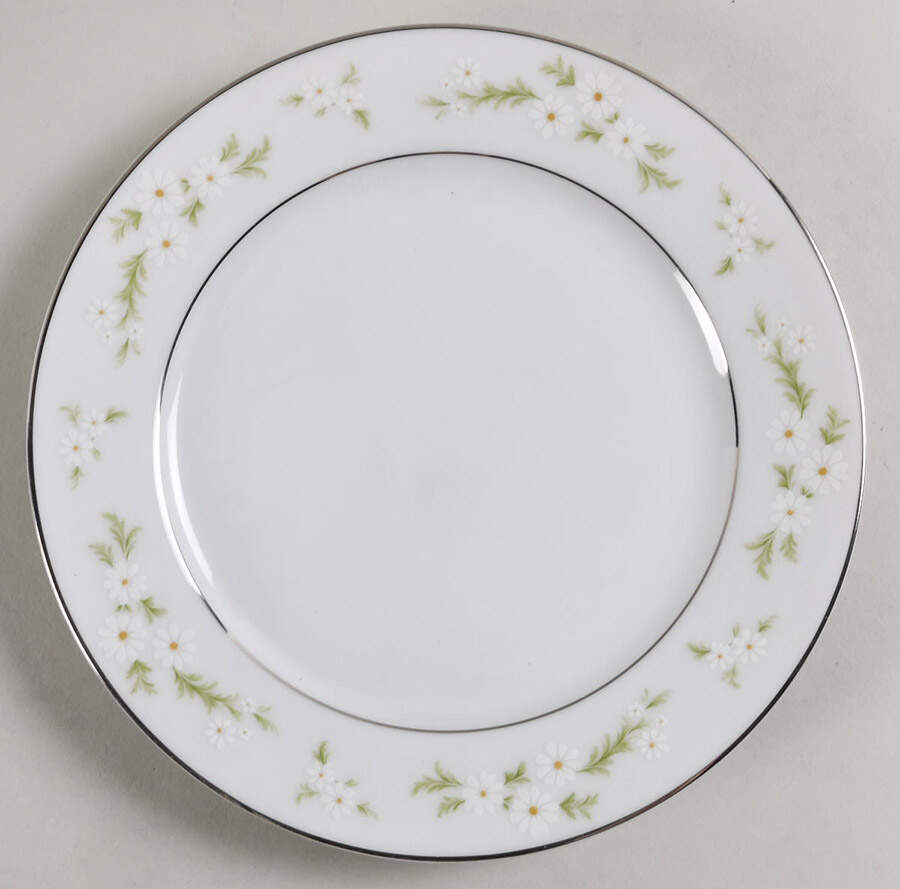 Daisy Wreath Salad Plate by Heinrich - H&C-1