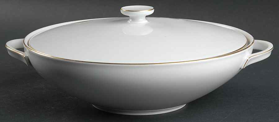 Golden Peak Round Covered Vegetable by Heinrich - H&C-1