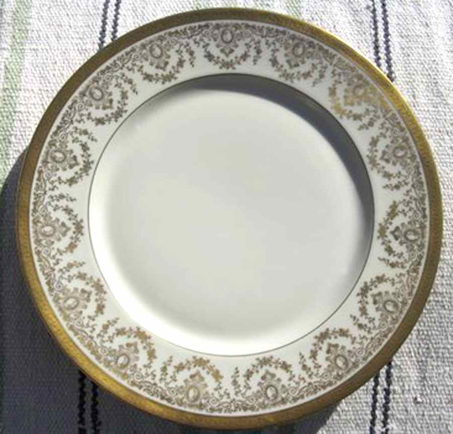 HC150 Dinner Plate by Heinrich - H&C-1
