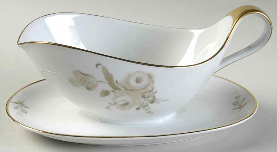 HC204 Gravy Boat with Attached Underplate by Heinrich - H&C-1