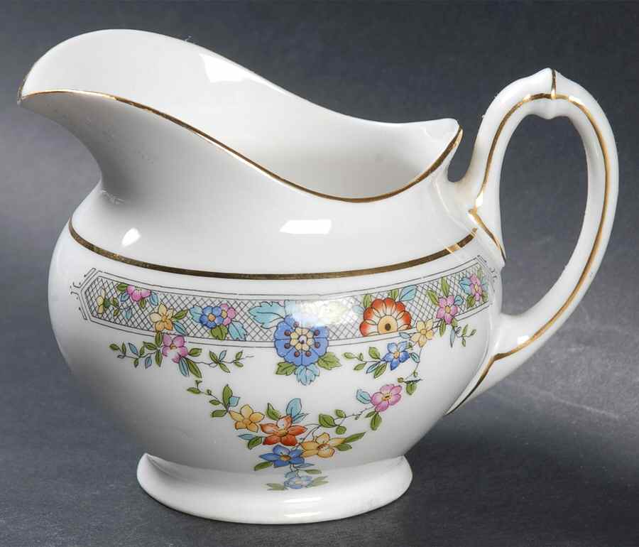 HC249 Creamer by Heinrich - H&C-1