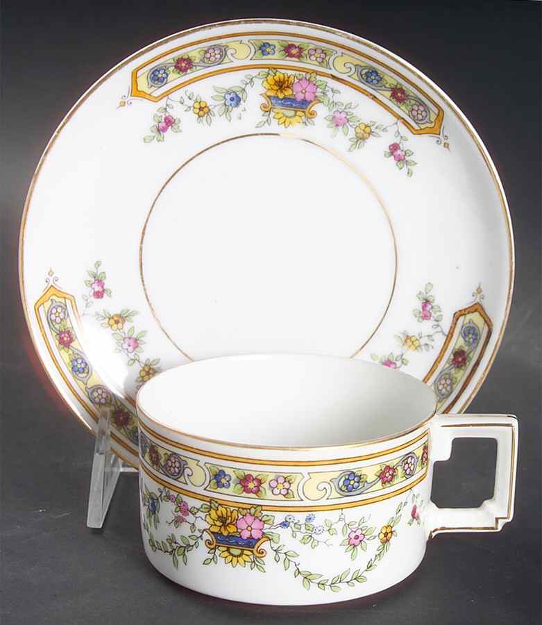 HC26 Flat Cup & Saucer Set by Heinrich - H&C-1