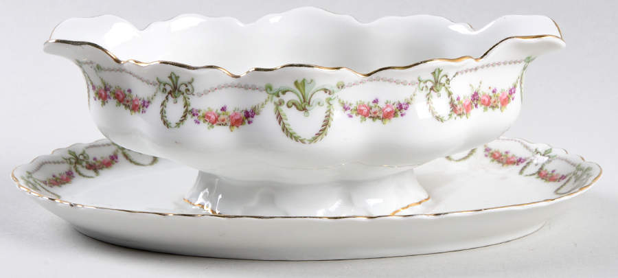 HC301 Gravy Boat with Attached Underplate by Heinrich - H&C-1