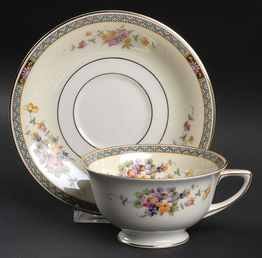 11044 Footed Cup & Saucer Set by Heinrich - H&C-1