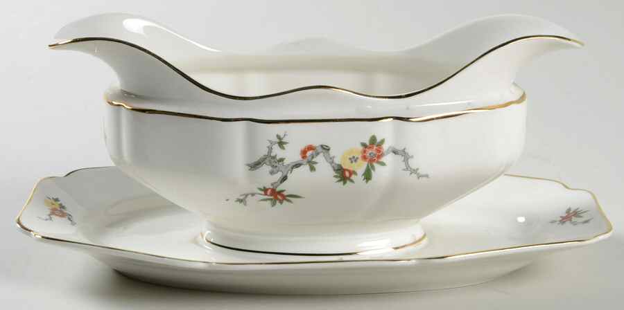 HC414 Gravy Boat with Attached Underplate by Heinrich - H&C-1