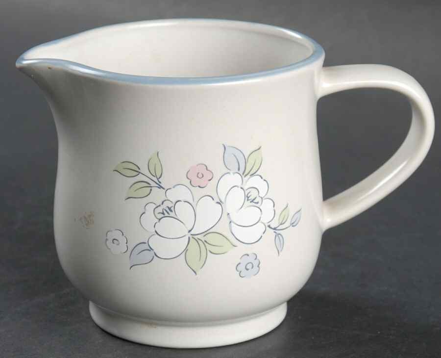 Fleur De Lune Creamer by Hearthside-1