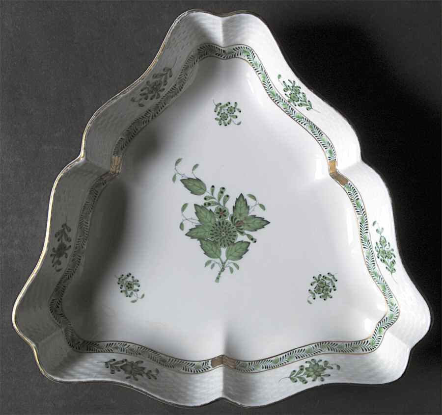 Chinese Bouquet Green (AV) 10" Triangular Vegetable Bowl by Herend-1