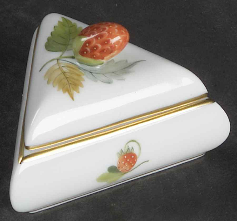 Market Garden (FR) Triangular Box & Lid by Herend-1
