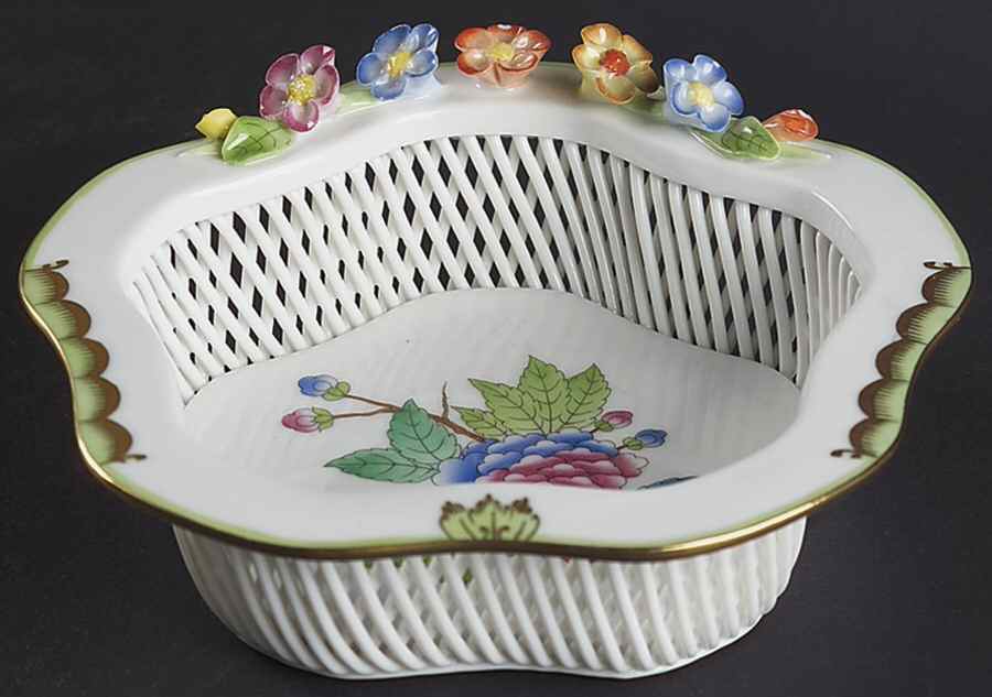 Queen Victoria (Green Border) 5" Open Weave Basket by Herend-1