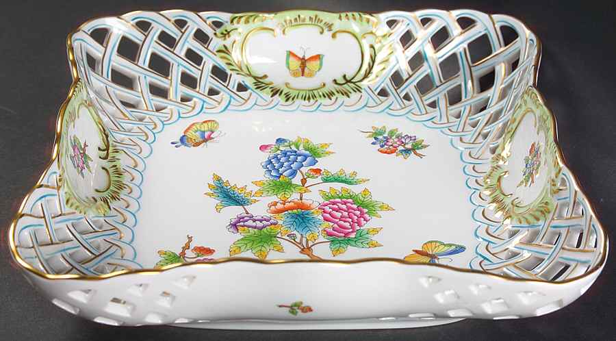 Queen Victoria (Green Border) 9" Square Open Weave Basket by Herend-1