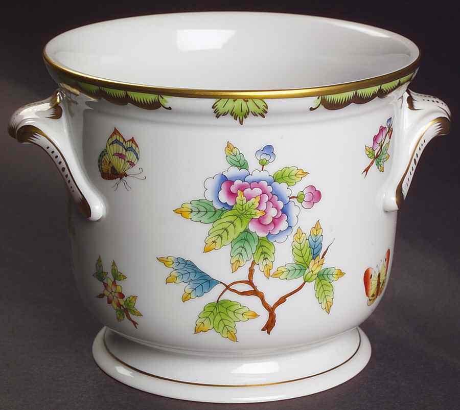 Queen Victoria (Green Border) 4" Cachepot by Herend-1