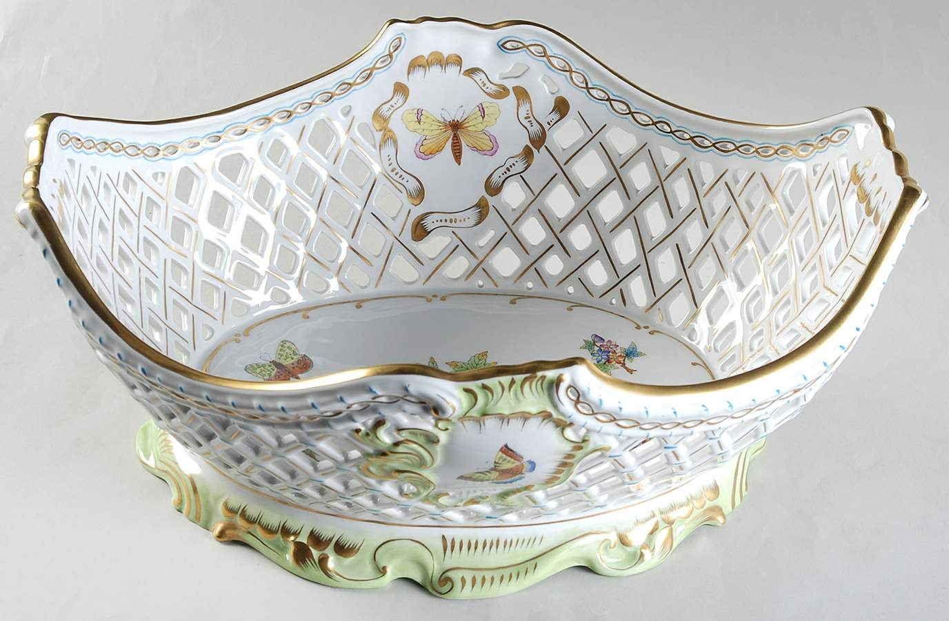 Queen Victoria (Green Border) 16" Oval Openwork Basket by Herend-1