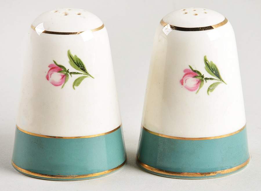 Empire Green Salt & Pepper Set by Homer Laughlin -1