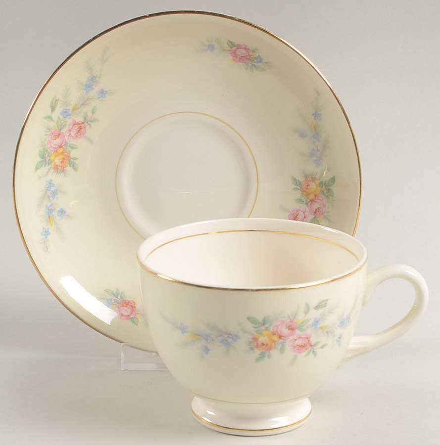 Ferndale Footed Cup & Saucer Set by Homer Laughlin -1