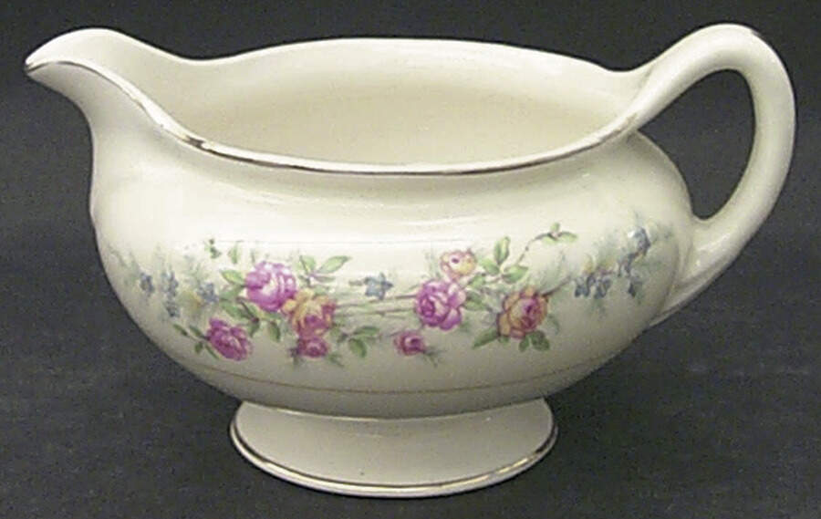 Ferndale Creamer by Homer Laughlin -1