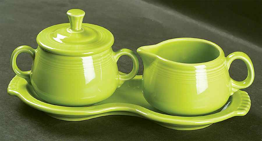 Fiesta Chartreuse (Intro 1997) Creamer & Sugar with Lid & Tray Set by Homer Laughlin -1