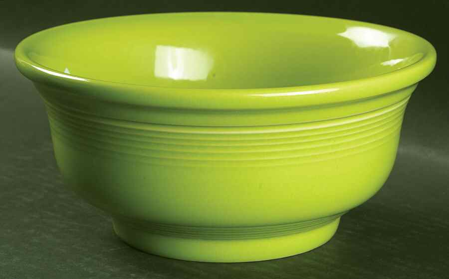 Fiesta Chartreuse (Intro 1997) 7" Mixing Bowl by Homer Laughlin -1