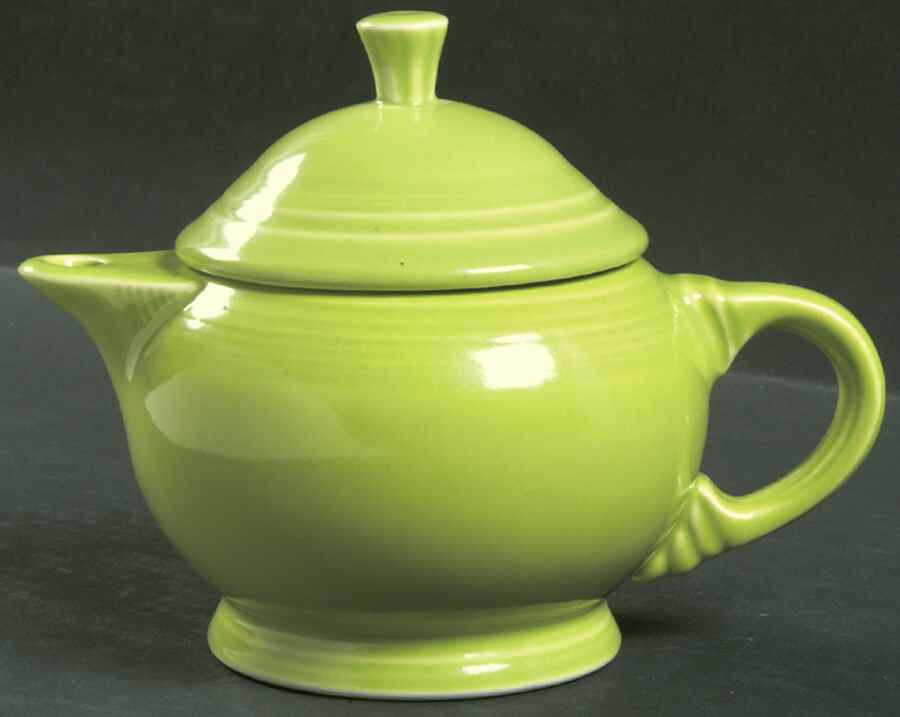 Fiesta Chartreuse (Intro 1997) Small Teapot & Lid by Homer Laughlin -1