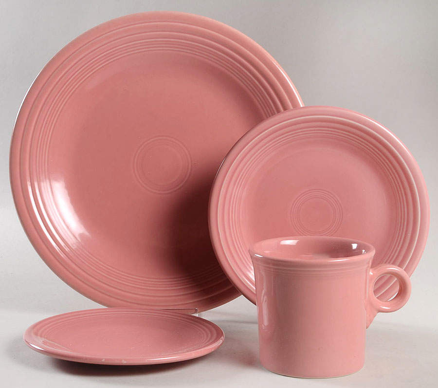 Fiesta Rose (Intro 1986) 4 Piece Place Setting by Homer Laughlin -1