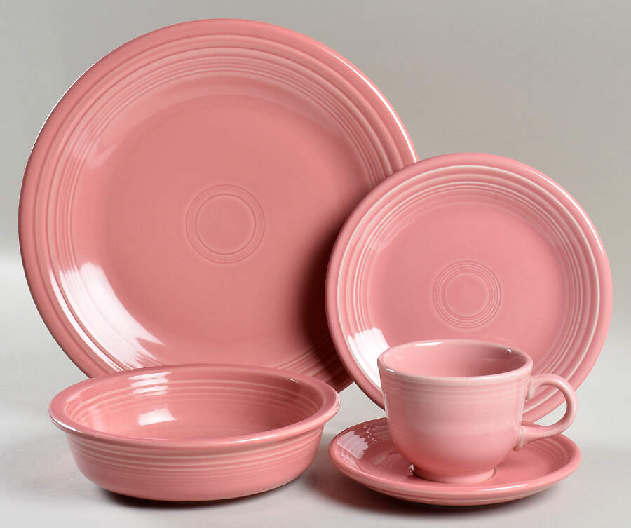 Fiesta Rose (Intro 1986) 40 Piece Estate Set by Homer Laughlin -1