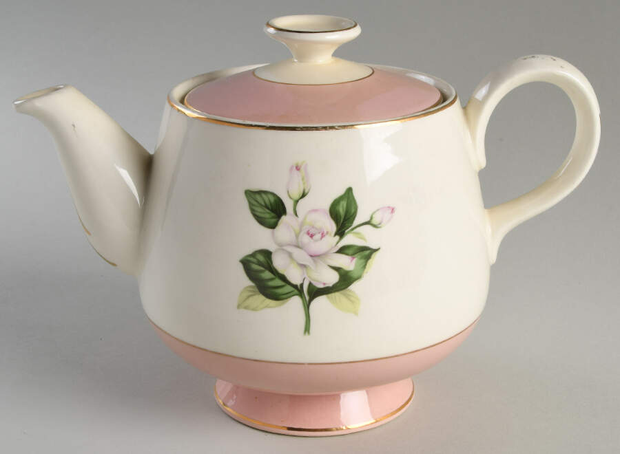 Glenwood Teapot & Lid by Homer Laughlin -1