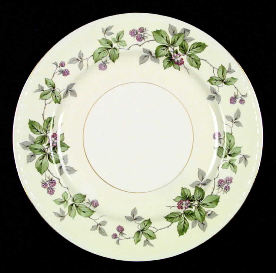 Greenbriar Dinner Plate by Homer Laughlin -1