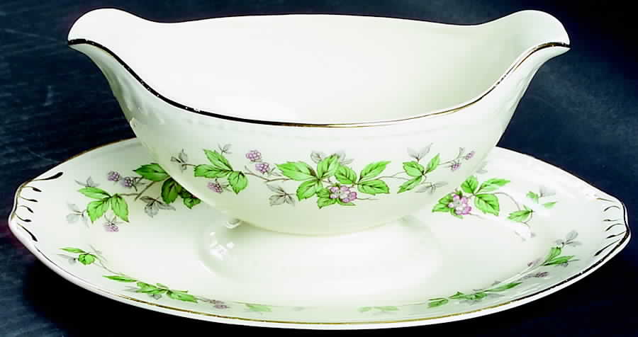 Greenbriar Gravy Boat with Attached Underplate by Homer Laughlin -1