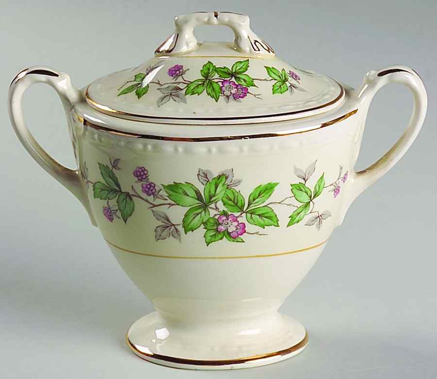 Greenbriar Sugar Bowl & Lid by Homer Laughlin -1