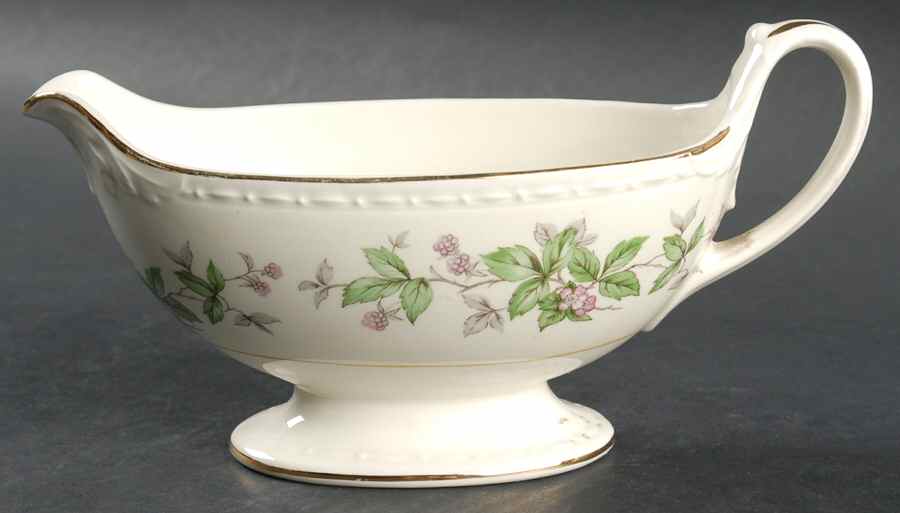 Greenbriar Gravy Boat by Homer Laughlin -1